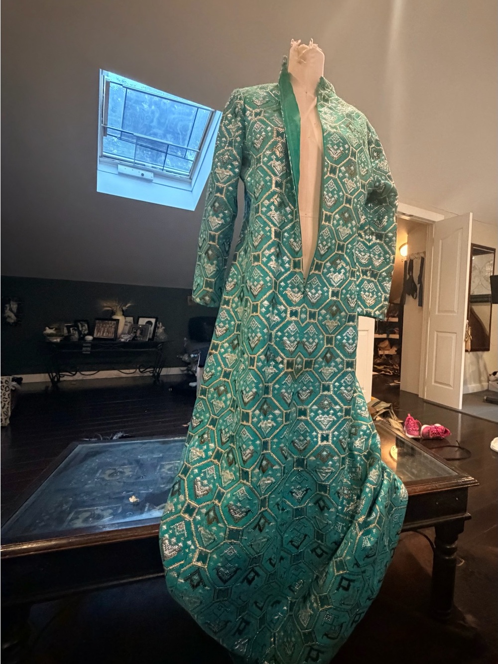 Elizabeth Arden metallic silk brocade Embroidered Maxi Dress caftan like